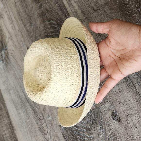 NWT Kids straw hat - Picture 3 of 5